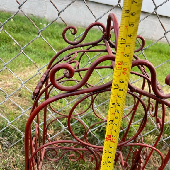 Antique Metal Red 5 Bottle Wine Rack - Picture 6 of 7